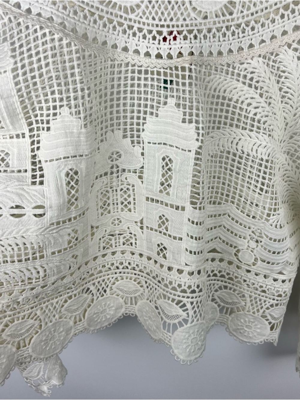 FARM Rio Morada Boa Guipure Blouse Crochet Coastal Resort Off White Size L - Picture 7 of 13